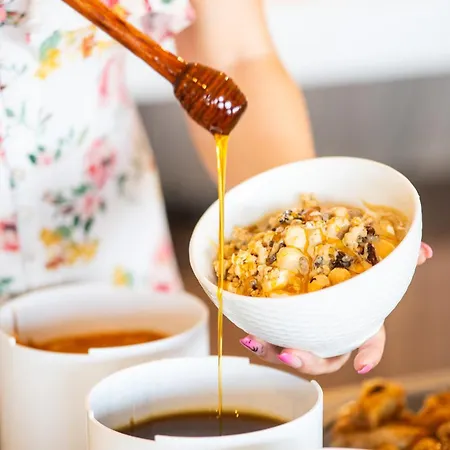 Royal Sun خانيا