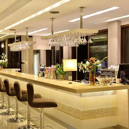 فندق Royal Sun خانيا